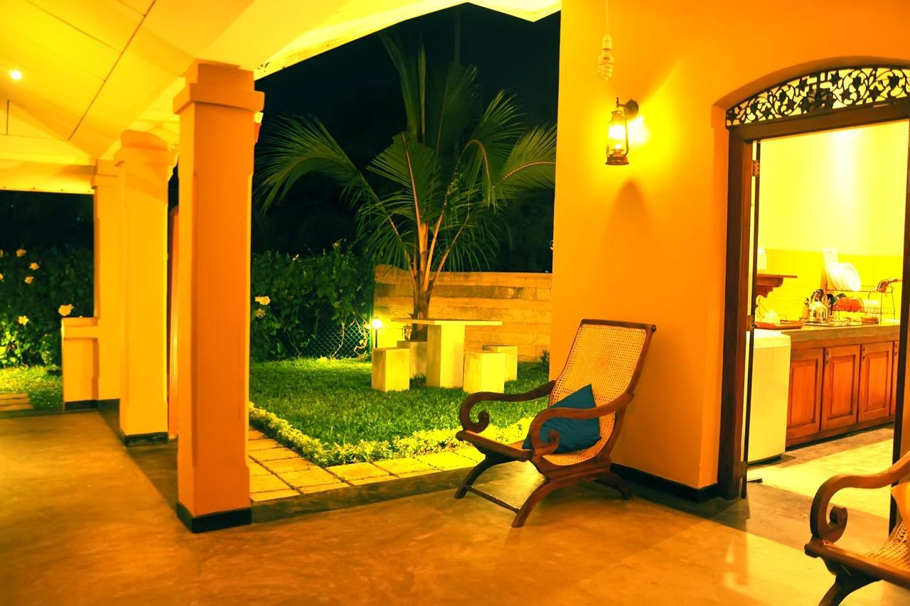 Hewittes Cottage Weligama Buitenkant foto